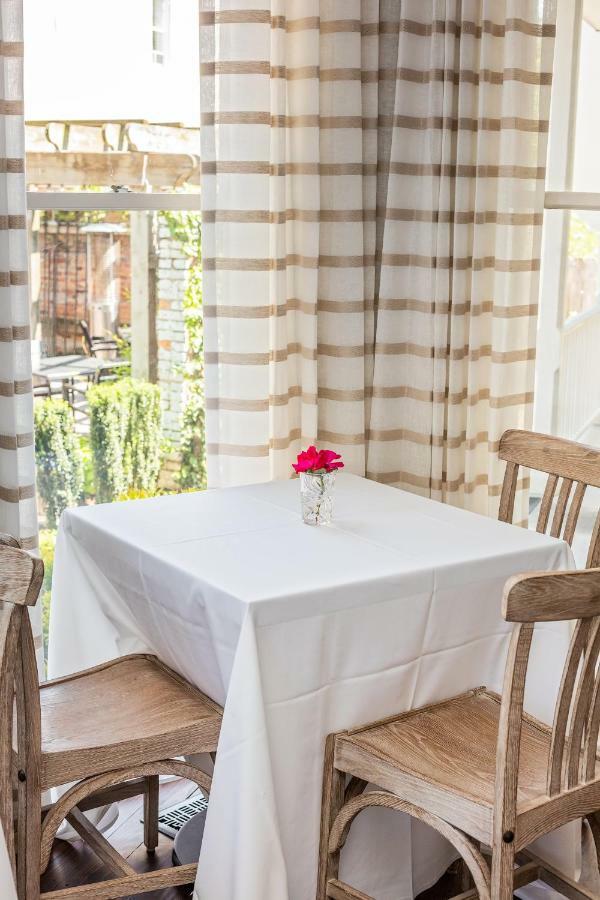 The Inn At Four Eleven York Norfolk Bagian luar foto